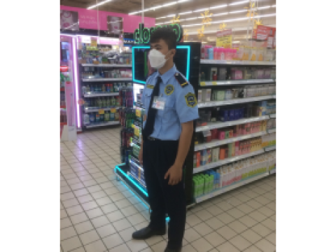 Bảo vệ siêu  thị 