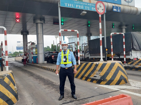 Bảo vệ trạm thu phí long phước 