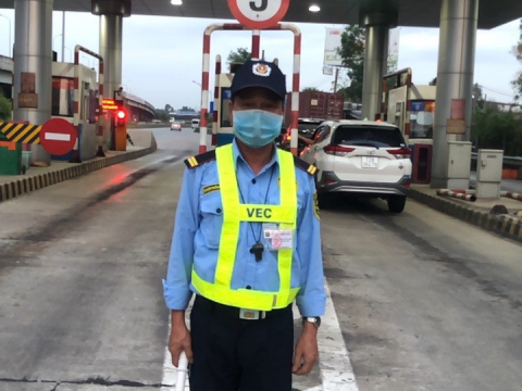 bảo vệ trạm thu phí quốc lộ 51 